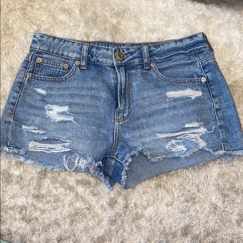 AMERICAN EAGLE JEAN SHORTS!!!!!!!